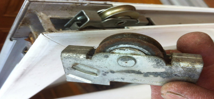 screen door roller repair in Laguna Niguel